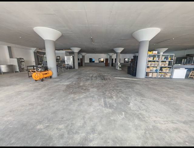 2,289M² WAREHOUSE FOR SALE IN OPHIRTON